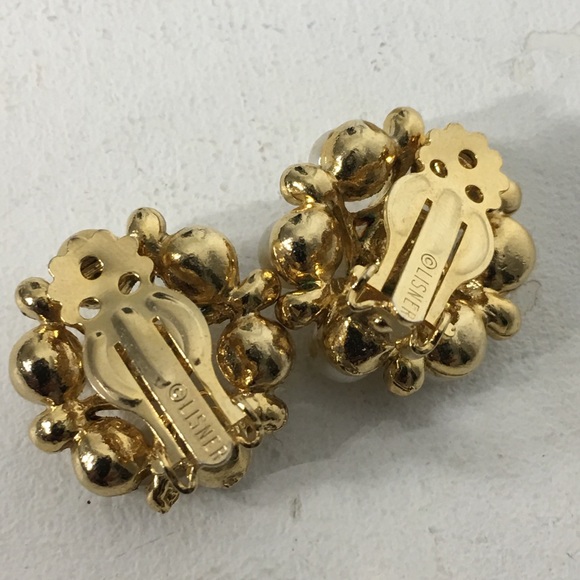 Vintage Lisner Faux Pearl Rhinestone Earrings - Picture 5 of 8
